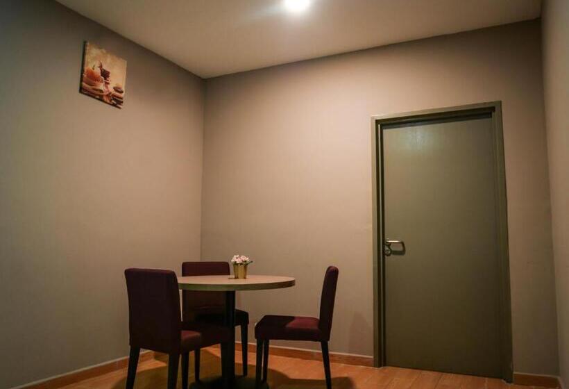 בית מלון כפרי Bangi Perdana