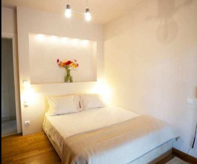 Marousi Luxury Apartment