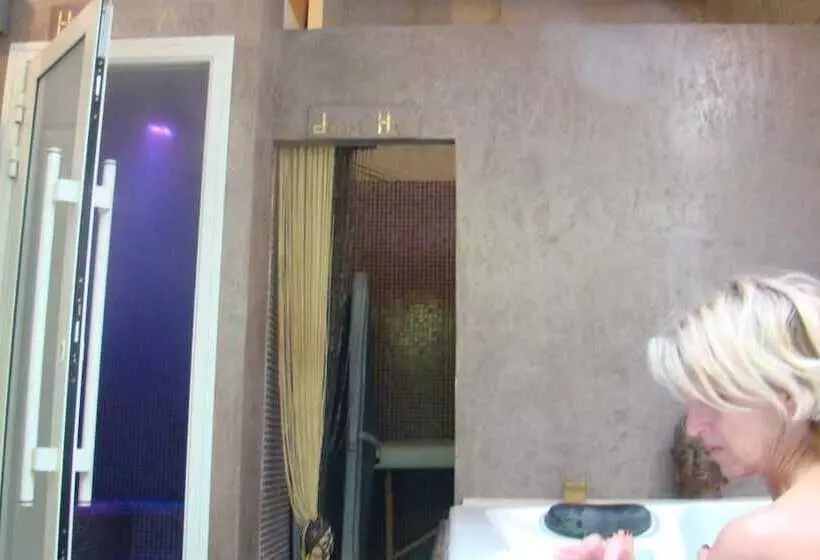 ペンション Guesthouse La Maison Du Bien être Et Spa