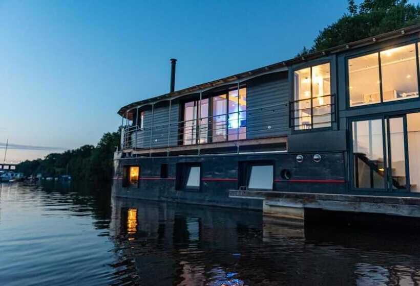 Пансион La Riviere House Peniche Carpe Diem