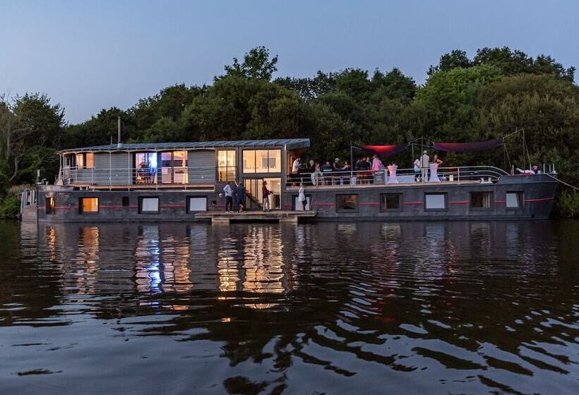 Пансион La Riviere House Peniche Carpe Diem