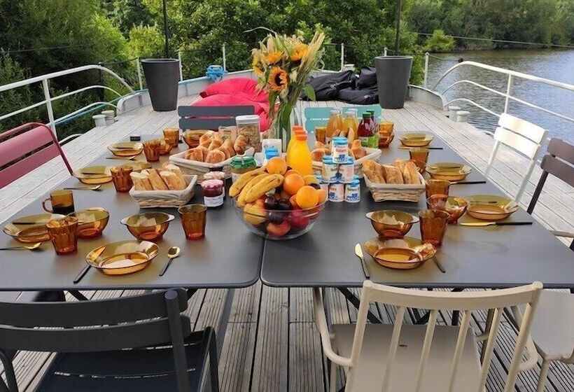 Пансион La Riviere House Peniche Carpe Diem