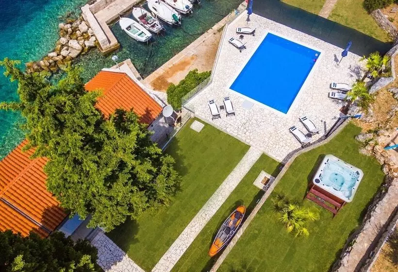 Beachfront Villa Gabriela With Pool