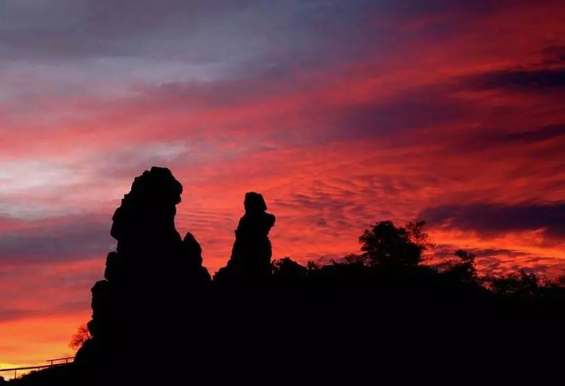 Home With Lots Of Light And A Great View