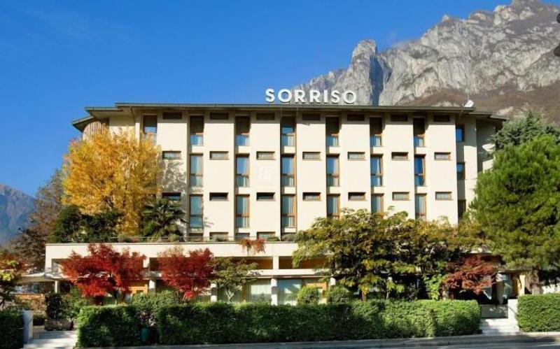 ホテル Albergo Sorriso