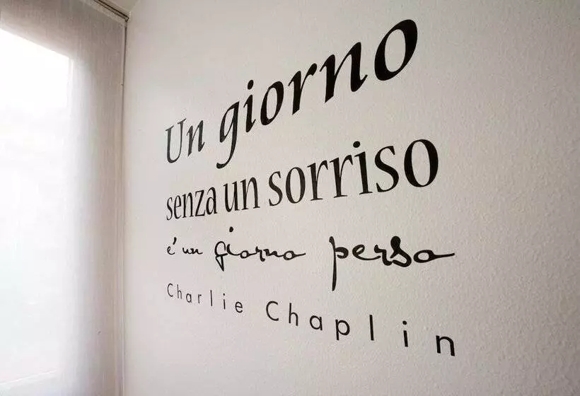 Hotelli Albergo Sorriso