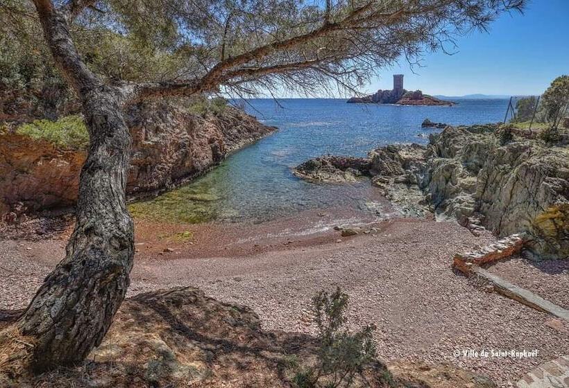 Hotel Camping Le Moulin Des Iscles