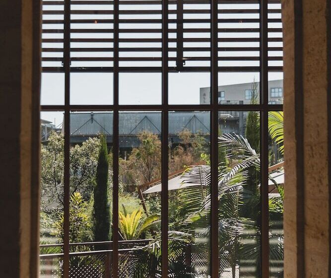 Отель La Zoologie & Spa Bordeaux