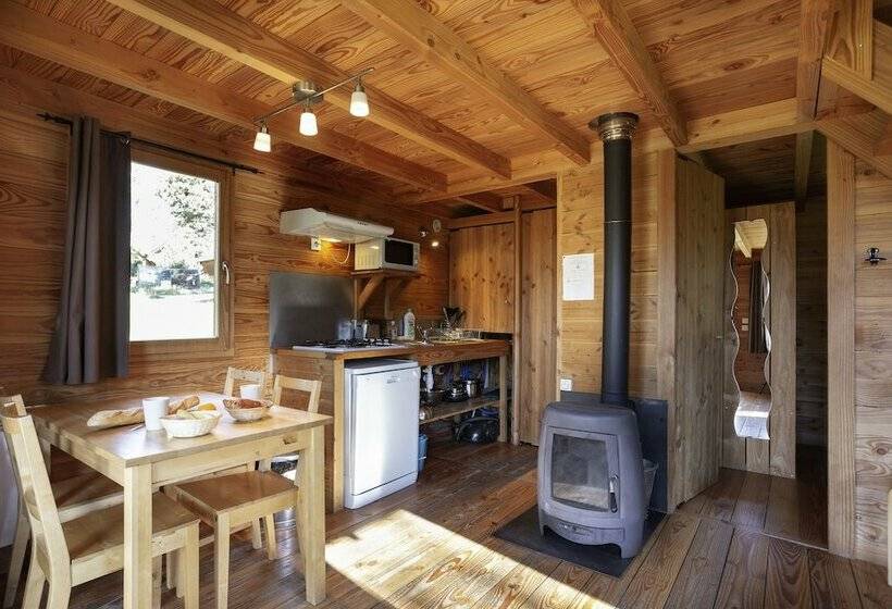 Hotel Village Huttopia Dieulefit