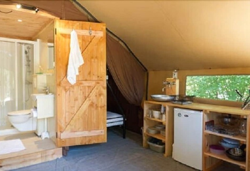 Hotel Village Huttopia Dieulefit