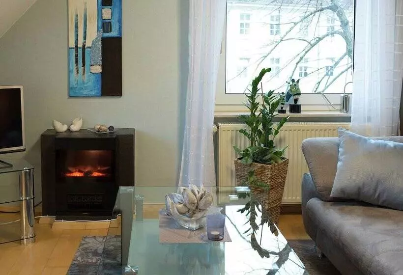 Lovely Apartment In Hoxter With Balcony