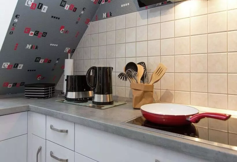 Lovely Apartment In Hoxter With Balcony