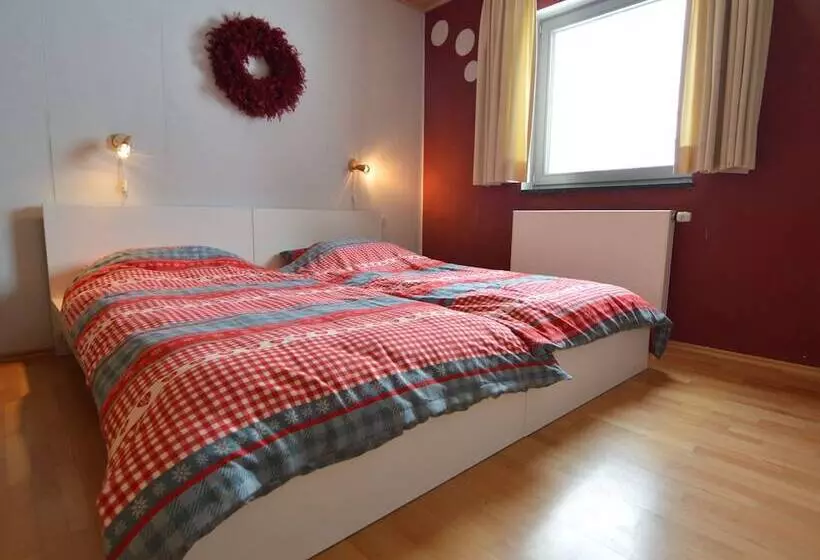 Luxurious Farmhouse Near The Ski Area