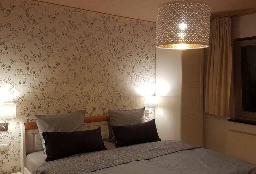 Luxurious Farmhouse Near The Ski Area