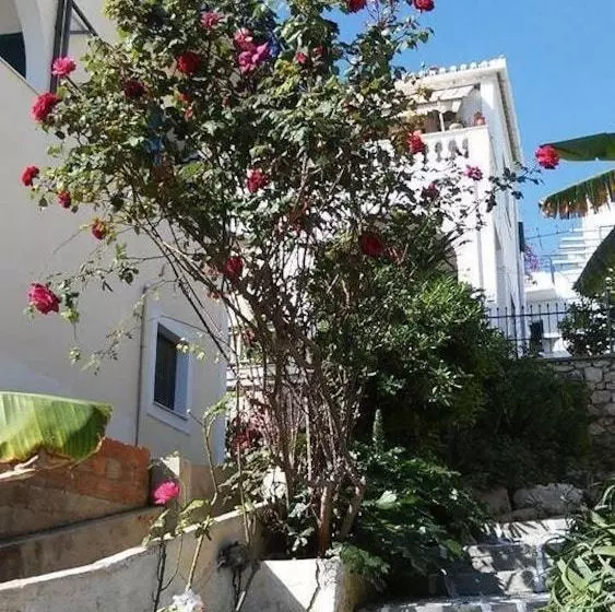 پانسیون Apanemos In Timeless Spetses