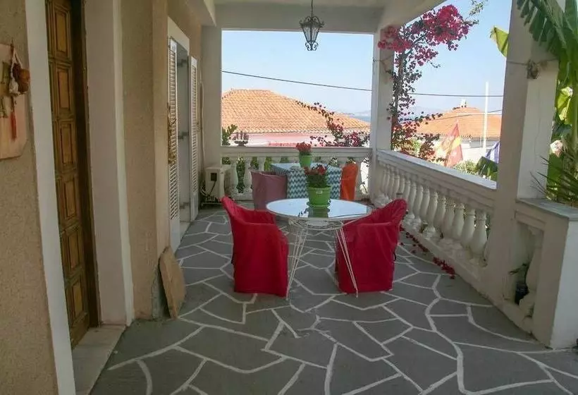 پانسیون Apanemos In Timeless Spetses