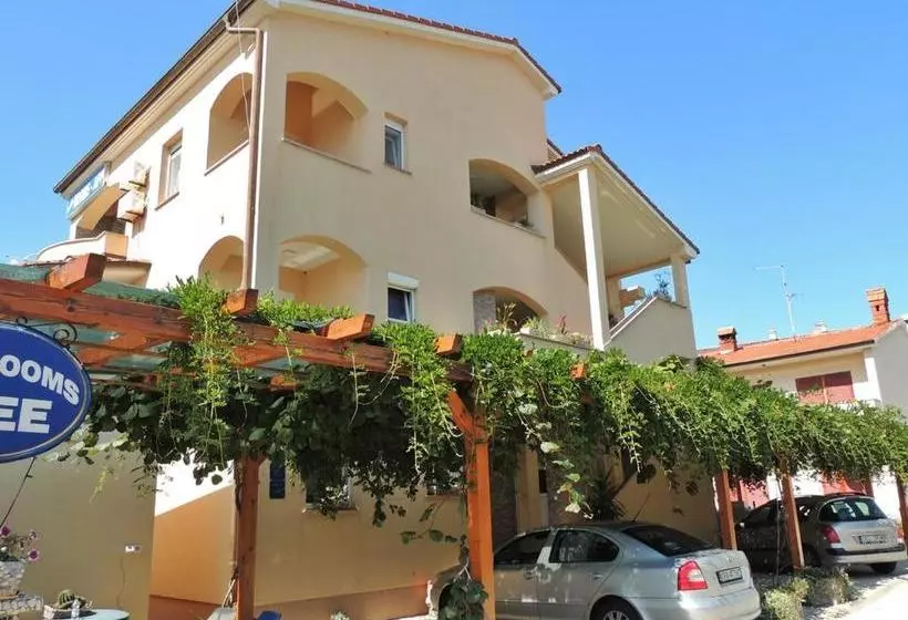 Apartments Mijic