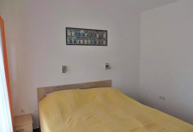 Apartments Mijic