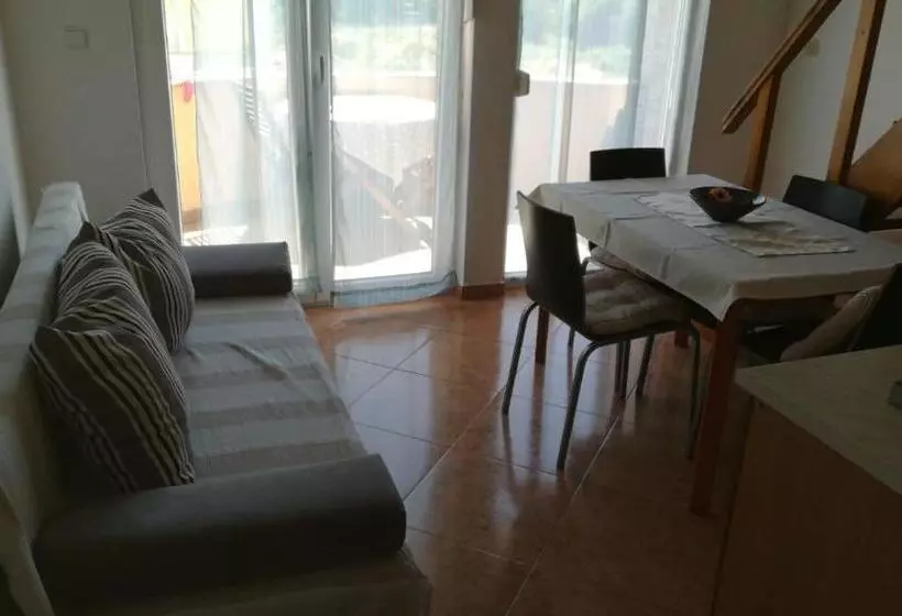 Apartments Mijic