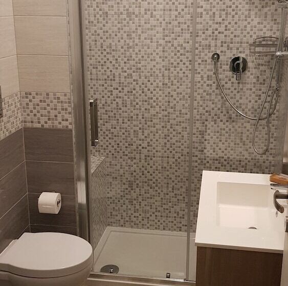 تختخواب و صبحانه That S Amore Fiumicino