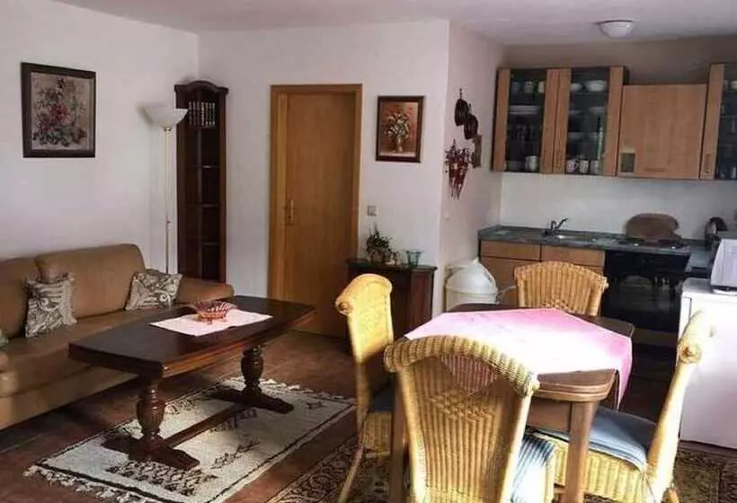 Cozy Apartment In Bruchhausen With Terrace