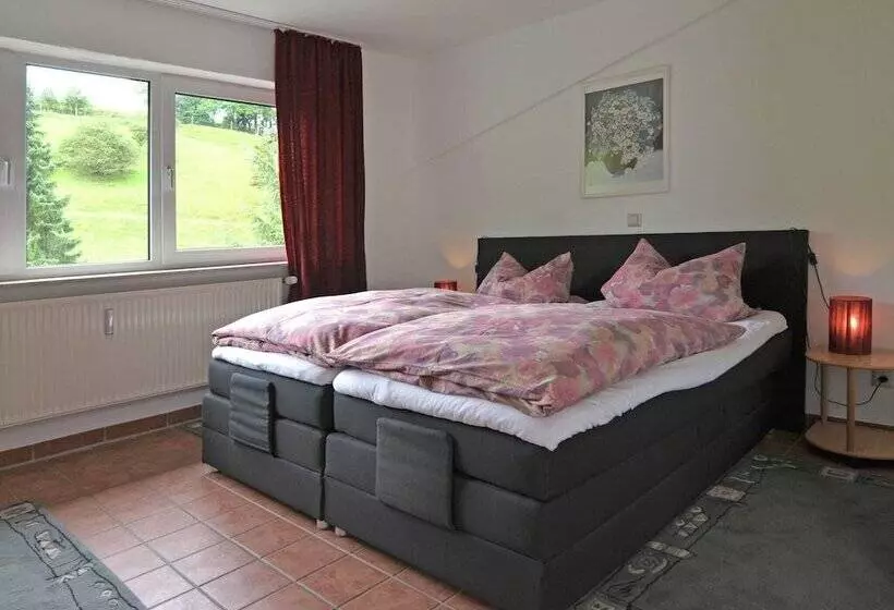 Cozy Apartment In Bruchhausen With Terrace