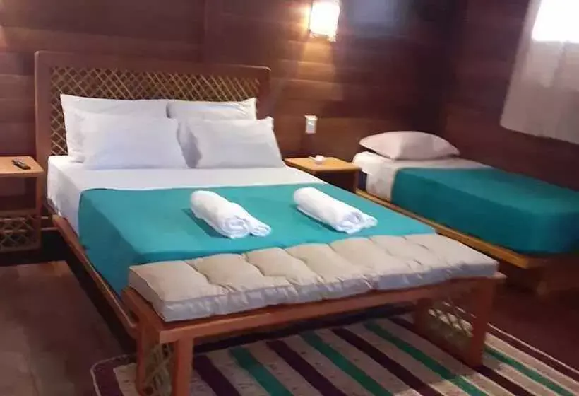 Hotelli Atins Charme Chales