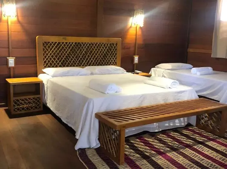 Hotelli Atins Charme Chales