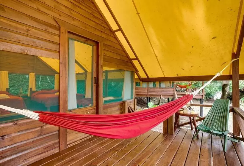 هتل Belize Rainforest Retreat At Chaa Creek