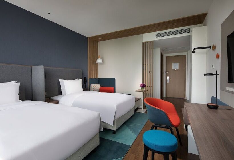 Отель Holiday Inn Express Chengdu Longquanyi North, An Ihg