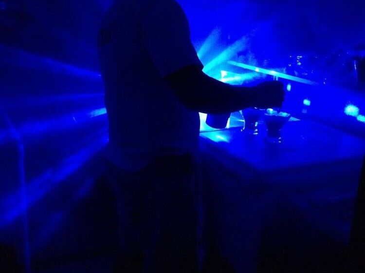 فندق Le Campinus