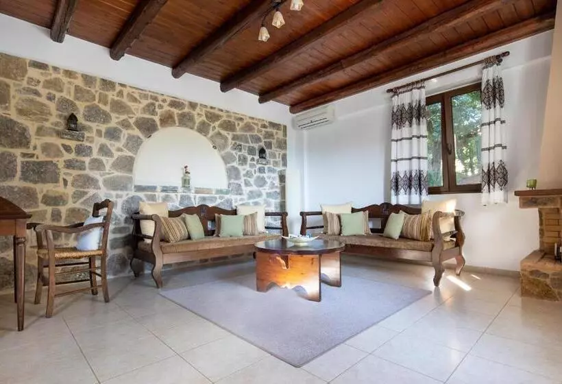 Hotelli Melidoni X Village