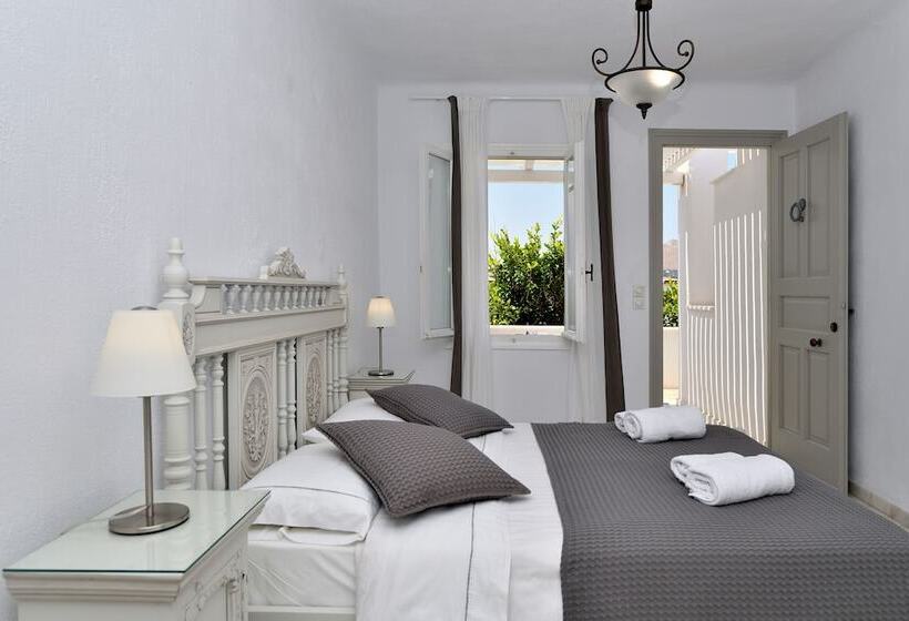 فندق Parian Lithos Residence