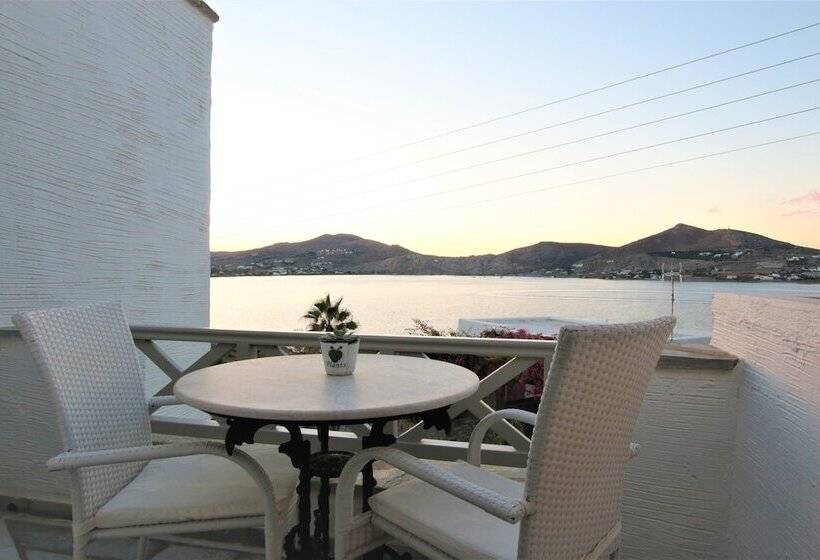 فندق Parian Lithos Residence