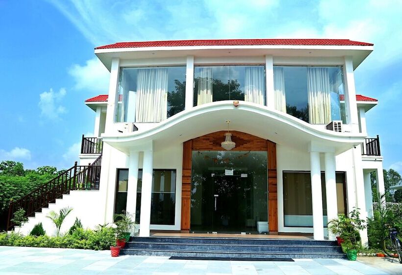 هتل The Corbet Manral Resort & Spa