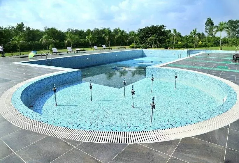 Hotelli The Corbet Manral Resort & Spa