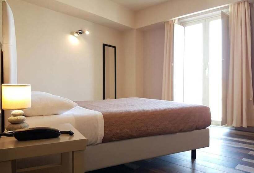 پانسیون Don Ugo Luxury Rooms