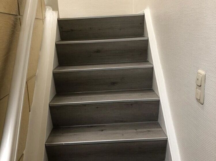 膳宿费 Holthausen