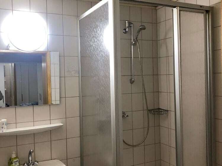 膳宿费 Holthausen