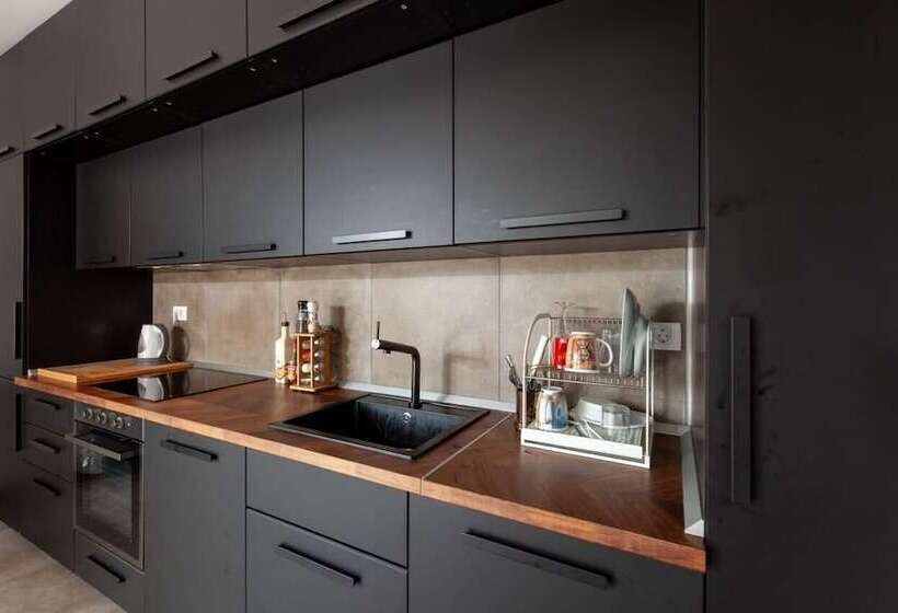 Subtub Hostel Makarska