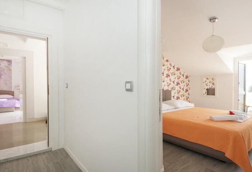 Apartments Villa Angela