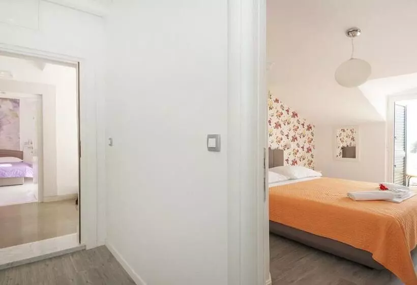 Apartments Villa Angela