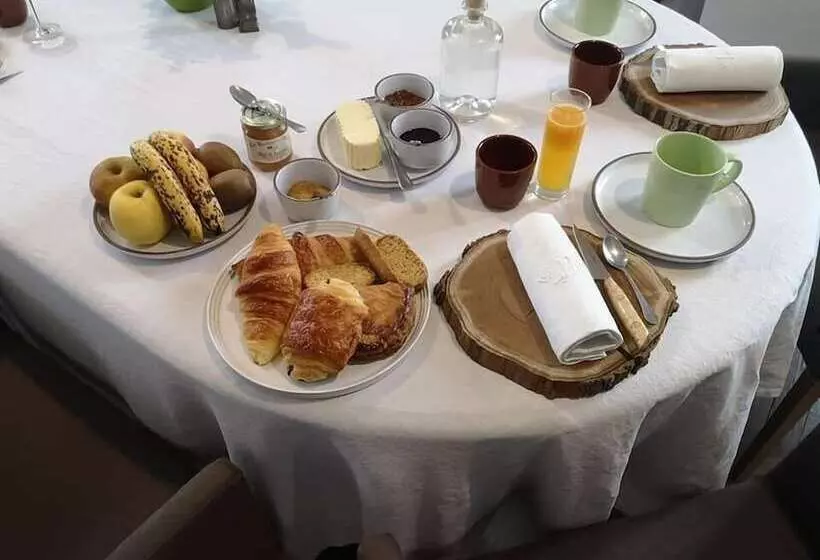 ベッドアンドブレックファースト La Maison Fleur De Frangipanier