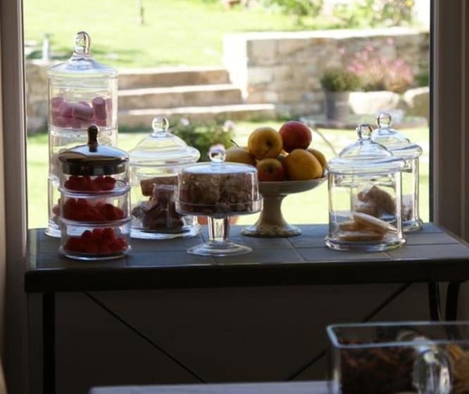 مبيت وإفطار Les Frejals