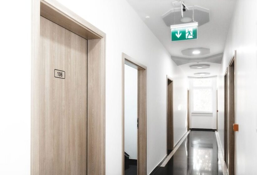 Отель Castle Rastatt