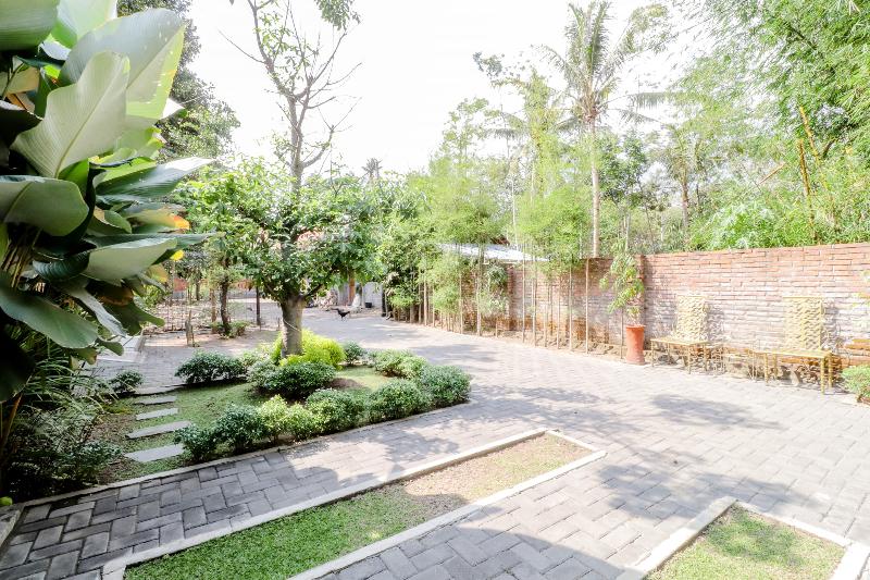 هتل D'hasinda Homestay