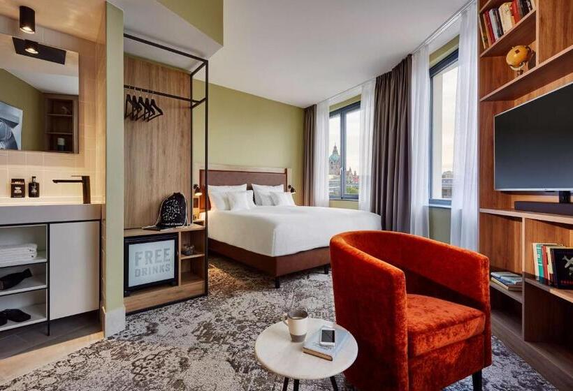 Me And All Hotel Hanover, By Hyatt