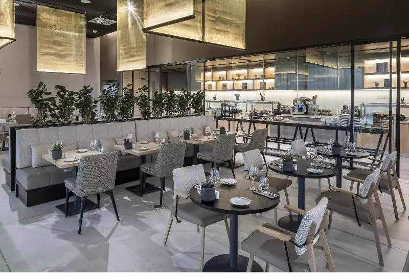 ホテル Meliá Frankfurt City