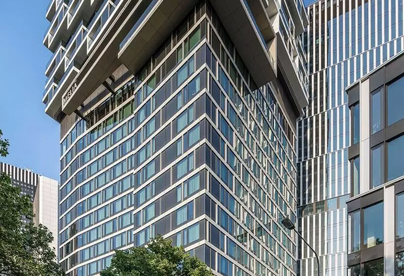 ホテル Meliá Frankfurt City