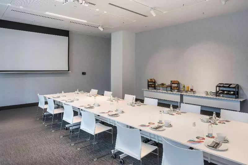 ホテル Meliá Frankfurt City